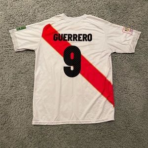 Paulo Guerrero Peru Soccer Jersey